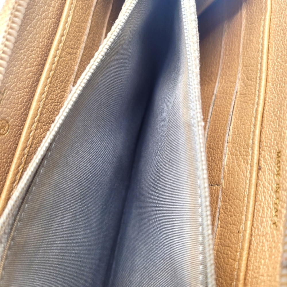 Chanel Camelia Flower Zip Around Gold Leather Wallet - Picture 7 of 7